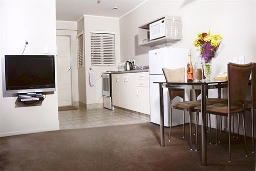 Brougham Heights Motel New Plymouth Extérieur photo